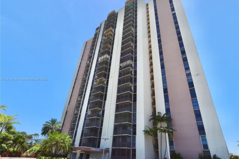 Copropriété à vendre à Aventura, Floride: 2 chambres, 121.98 m2 № 1967553 - photo 25