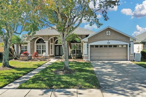 House in Kissimmee, Florida 4 bedrooms, 239.78 sq.m. № 1723978 - photo 1
