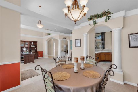 House in Kissimmee, Florida 4 bedrooms, 239.78 sq.m. № 1723978 - photo 11