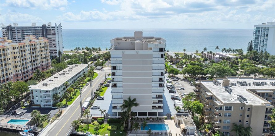 Condominio en Pompano Beach, Florida, 1 dormitorio № 1221298