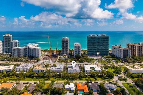 Copropriété à vendre à Bal Harbour, Floride: 1 chambre, 91.97 m2 № 2049808 - photo 23