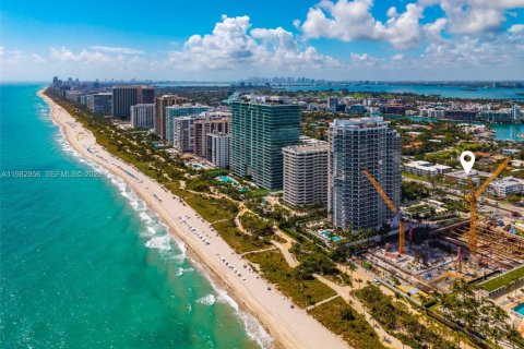 Copropriété à vendre à Bal Harbour, Floride: 1 chambre, 91.97 m2 № 2049808 - photo 25