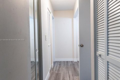 Condominio en venta en Tamarac, Florida, 2 dormitorios, 137.5 m2 № 1829002 - foto 29