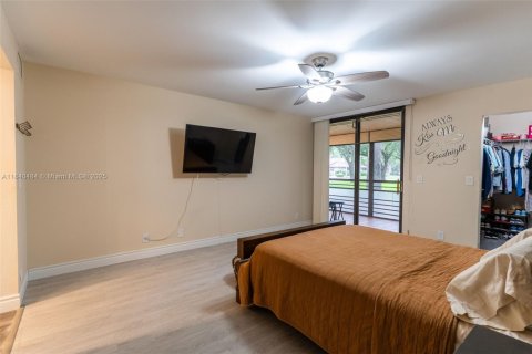 Condominio en venta en Tamarac, Florida, 2 dormitorios, 137.5 m2 № 1829002 - foto 24