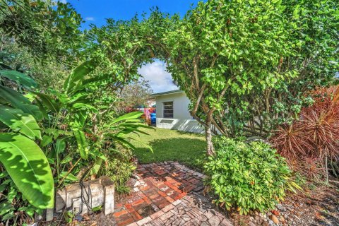 Villa ou maison à vendre à Sunrise, Floride: 2 chambres, 115.85 m2 № 2342948 - photo 16