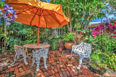 Villa ou maison à vendre à Sunrise, Floride: 2 chambres, 115.85 m2 № 2342948 - photo 3