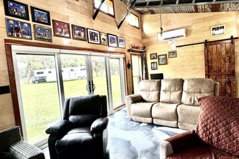Villa ou maison à vendre à Ocklawaha, Floride: 2 chambres, 124.86 m2 № 1911153 - photo 4