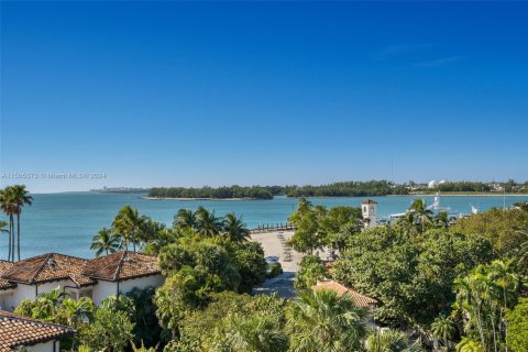 Copropriété à louer à Miami Beach, Floride: 3 chambres, 188.96 m2 № 2077177 - photo 2