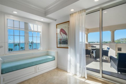 Copropriété à louer à Miami Beach, Floride: 3 chambres, 188.96 m2 № 2077177 - photo 26