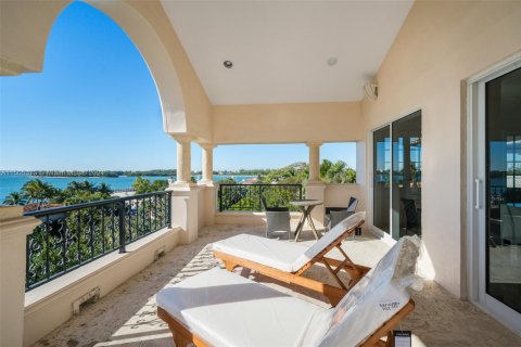 Copropriété à louer à Miami Beach, Floride: 3 chambres, 188.96 m2 № 2077177 - photo 4