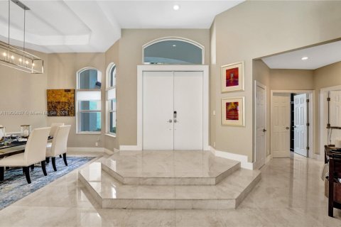Villa ou maison à vendre à Weston, Floride: 5 chambres, 304.07 m2 № 1967356 - photo 8