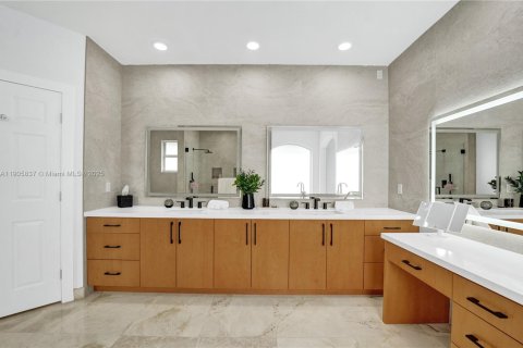 Villa ou maison à vendre à Weston, Floride: 5 chambres, 304.07 m2 № 1967356 - photo 26