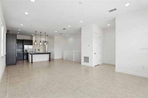 Townhouse in Orlando, Florida 3 bedrooms, 158.68 sq.m. № 1666573 - photo 14