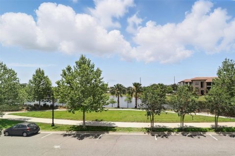 Townhouse in Orlando, Florida 3 bedrooms, 158.68 sq.m. № 1666573 - photo 21