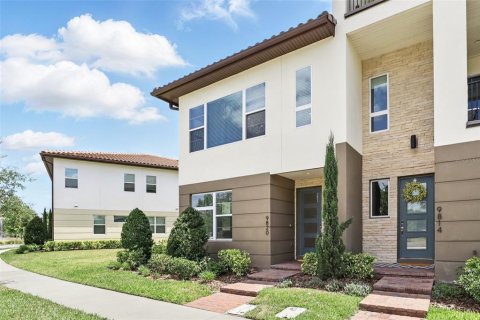 Townhouse in Orlando, Florida 3 bedrooms, 158.68 sq.m. № 1666573 - photo 3