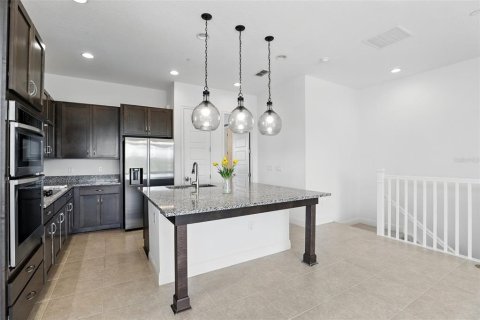 Townhouse in Orlando, Florida 3 bedrooms, 158.68 sq.m. № 1666573 - photo 10