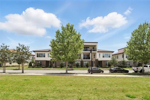 Townhouse in Orlando, Florida 3 bedrooms, 158.68 sq.m. № 1666573 - photo 2