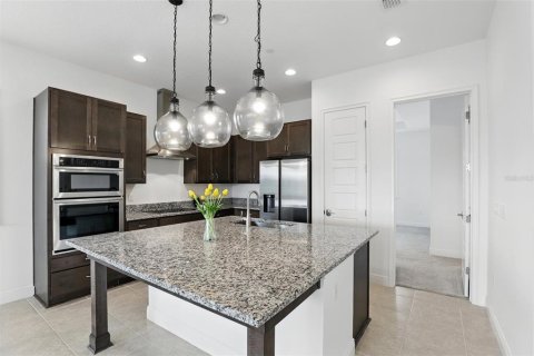 Townhouse in Orlando, Florida 3 bedrooms, 158.68 sq.m. № 1666573 - photo 9