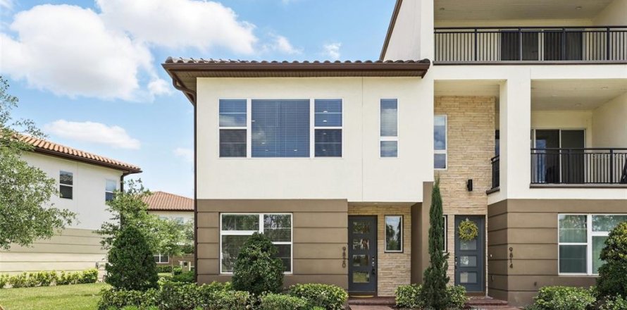 Townhouse in Orlando, Florida 3 bedrooms, 158.68 sq.m. № 1666573