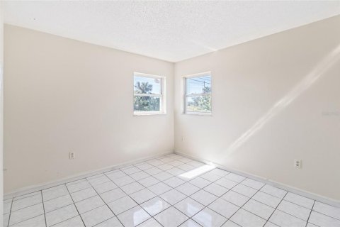 Купить коммерческую недвижимость в Энглвуд, Флорида 4 спальни, 160.54м2, № 1537377 - фото 12