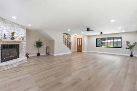 Casa en venta en Inverness, Florida, 3 dormitorios, 173.63 m2 № 2239358 - foto 6