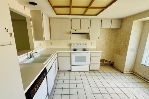 Casa en venta en Hudson, Florida, 2 dormitorios, 146.14 m2 № 1776905 - foto 5
