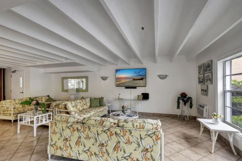 Condo in South Palm Beach, Florida, 1 bedroom  № 2177790 - photo 21