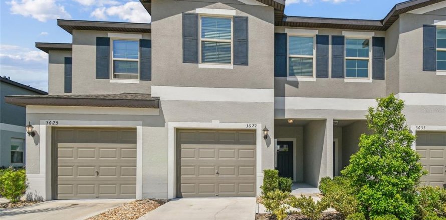Touwnhouse à Wesley Chapel, Floride 3 chambres, 151.8 m2 № 1523465