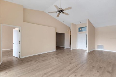House in Sarasota, Florida 2 bedrooms, 151.24 sq.m. № 2148187 - photo 16