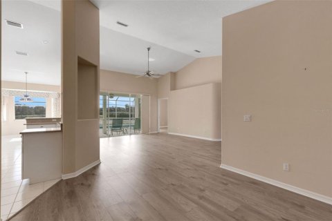 House in Sarasota, Florida 2 bedrooms, 151.24 sq.m. № 2148187 - photo 18