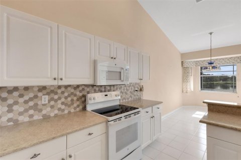 House in Sarasota, Florida 2 bedrooms, 151.24 sq.m. № 2148187 - photo 25