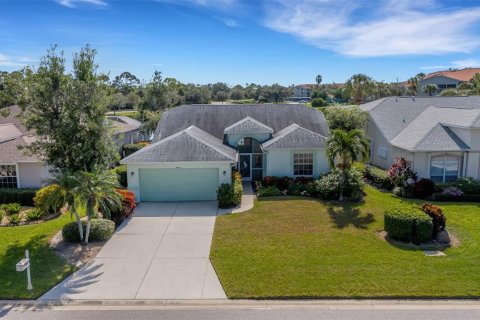 House in Sarasota, Florida 2 bedrooms, 151.24 sq.m. № 2148187 - photo 2