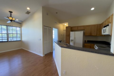 Townhouse in Riviera Beach, Florida 2 bedrooms, 94.95 sq.m. № 2169922 - photo 3