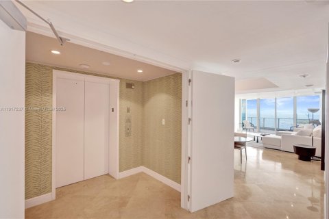 Copropriété à vendre à Miami, Floride: 2 chambres, 163.14 m2 № 1973540 - photo 2