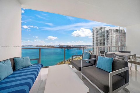Condo in Miami, Florida, 2 bedrooms  № 1500812 - photo 6