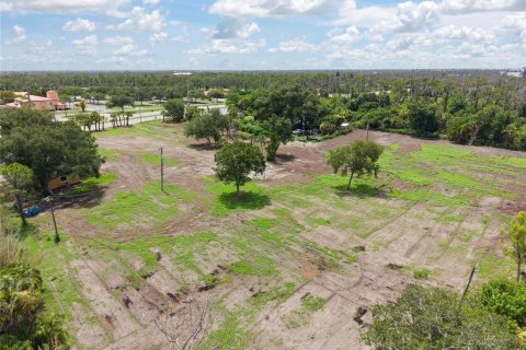 Villa ou maison à vendre à Englewood, Floride: 2 chambres, 92.9 m2 № 2216309 - photo 15