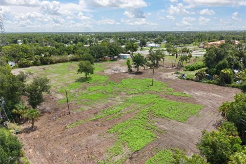 Villa ou maison à vendre à Englewood, Floride: 2 chambres, 92.9 m2 № 2216309 - photo 13