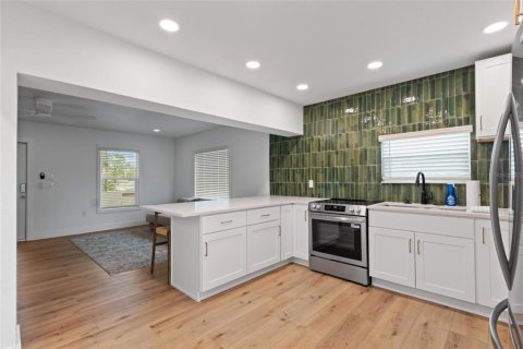 Villa ou maison à vendre à Englewood, Floride: 2 chambres, 92.9 m2 № 2216309 - photo 24