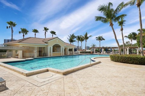 Condo in Aventura, Florida, 2 bedrooms  № 1487733 - photo 2