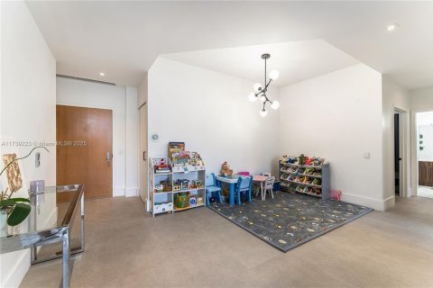 Condo in Aventura, Florida, 2 bedrooms  № 1487733 - photo 11
