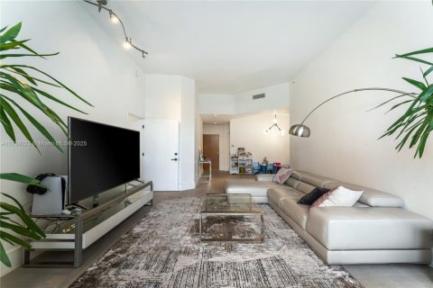 Condo in Aventura, Florida, 2 bedrooms  № 1487733 - photo 9