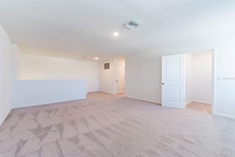 House in Zephyrhills, Florida 4 bedrooms, 253.81 sq.m. № 1651736 - photo 26