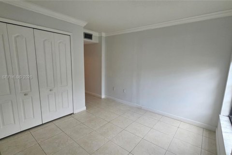 Copropriété à vendre à Miami, Floride: 2 chambres, 108.7 m2 № 2048347 - photo 15
