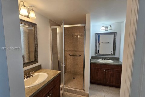 Copropriété à vendre à Miami, Floride: 2 chambres, 108.7 m2 № 2048347 - photo 12