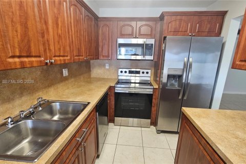 Copropriété à vendre à Miami, Floride: 2 chambres, 108.7 m2 № 2048347 - photo 3