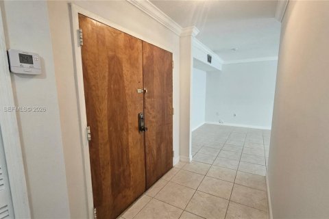 Copropriété à vendre à Miami, Floride: 2 chambres, 108.7 m2 № 2048347 - photo 6