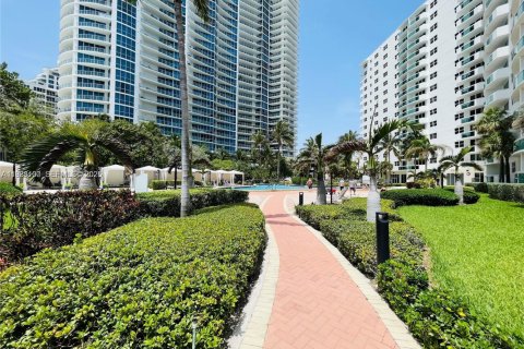 Copropriété à vendre à Hollywood, Floride: 1 chambre, 82.03 m2 № 2193458 - photo 15