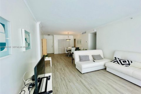 Copropriété à vendre à Hollywood, Floride: 1 chambre, 82.03 m2 № 2193458 - photo 4