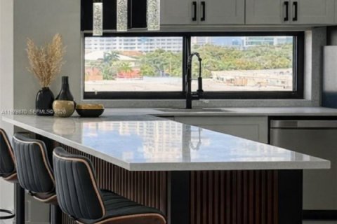 Снять в аренду кондоминиум в Санни-Айлс-Бич, Флорида 2 спальни, 83.05м2, № 2049144 - фото 5