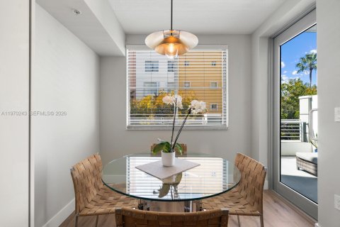 Condominio en venta en Miami Beach, Florida, 1 dormitorio, 76.74 m2 № 2031964 - foto 10